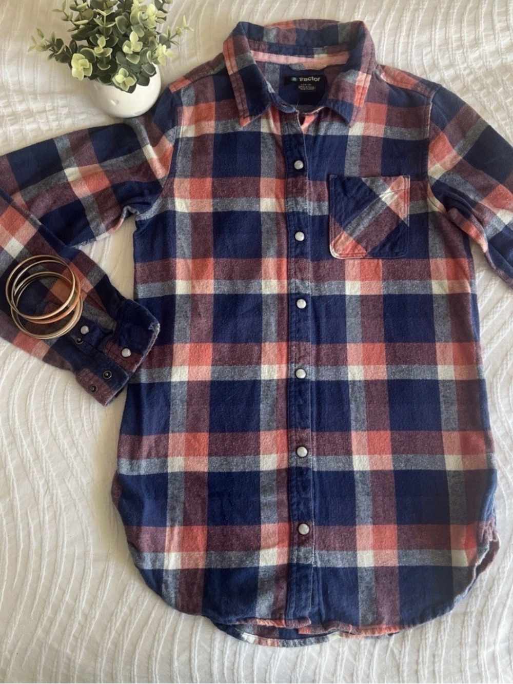 Tractor Plaid Flannel Snap button Button-Down Long Sleeve Shirt in Navy/Coral